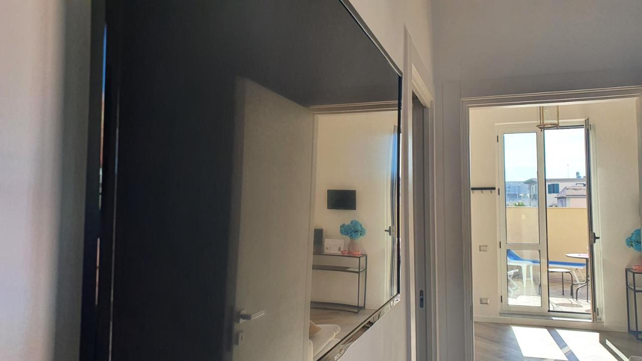 Gli Appartamenti Del Duca Di Miroballo Nápoles Exterior foto